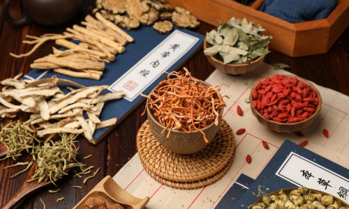 脸上结痂不小心碰掉了会不会留疤-脸上结痂不小心碰掉了网- 脸上结痂不小心碰掉了有红印而且凸凹怎么办知识,分享脸上结痂怎样快速脱落不留疤